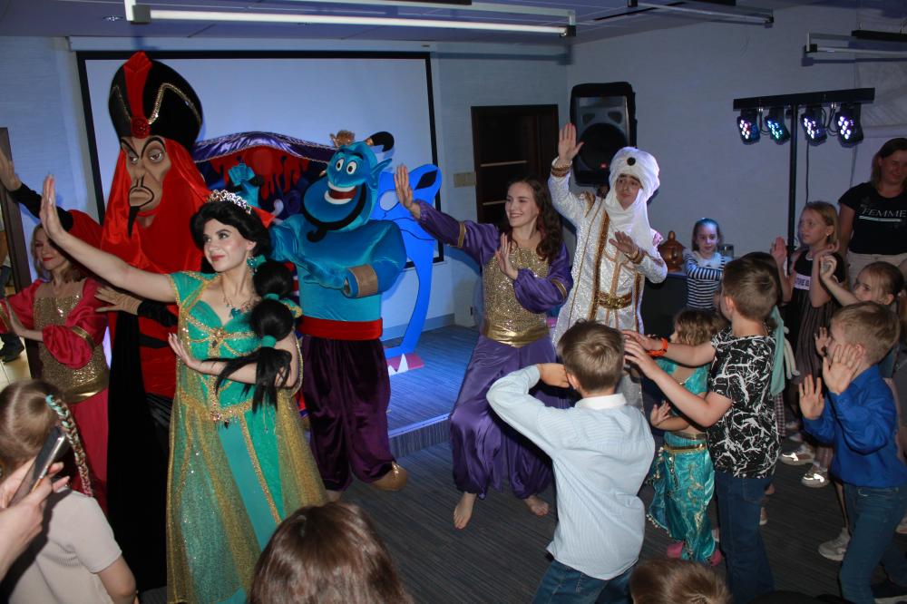 Meeting Aladdin and Magic Genie: ENNOVA Celebrates Children's Day